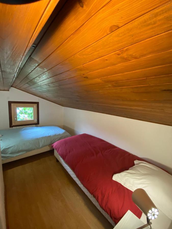 Logement Mansarde Dans Maison Avec Jardin En Bord De Piste, Vue Montagne Les Houches Exterior foto