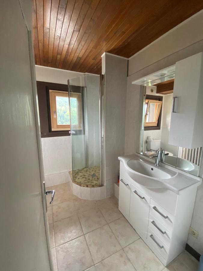 Logement Mansarde Dans Maison Avec Jardin En Bord De Piste, Vue Montagne Les Houches Exterior foto